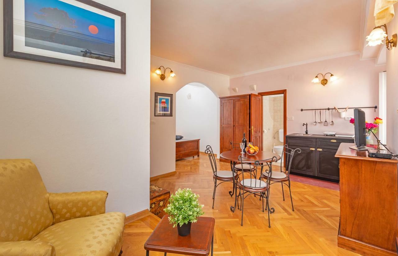 Apartment Cathedral *
